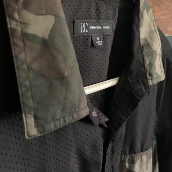 NWOT I-N-C Men's Black Mesh Camo Full Button Up Casual Shirt, Medium - Picture 3 of 9
